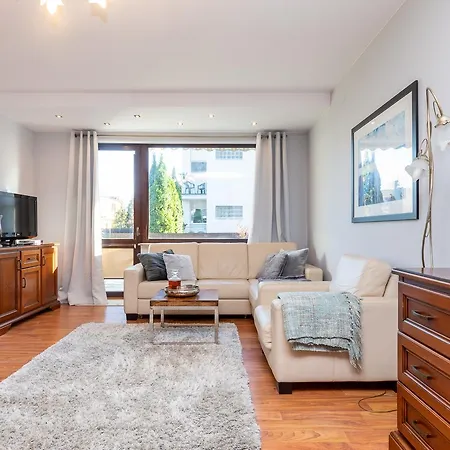 Przy Lesie By Renters Apartman *