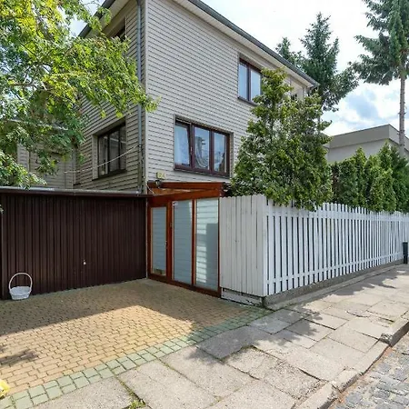 Przy Lesie By Renters Apartman *